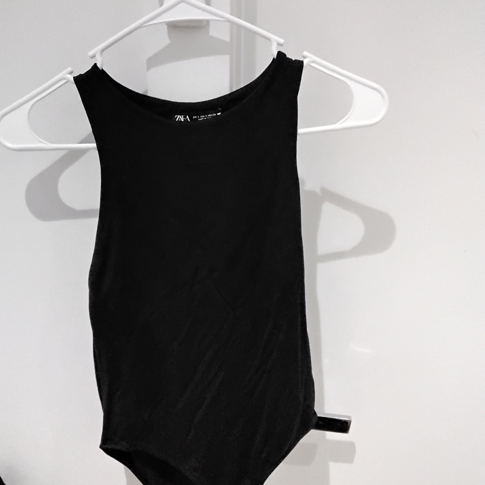Zara - Picture 4 of 4